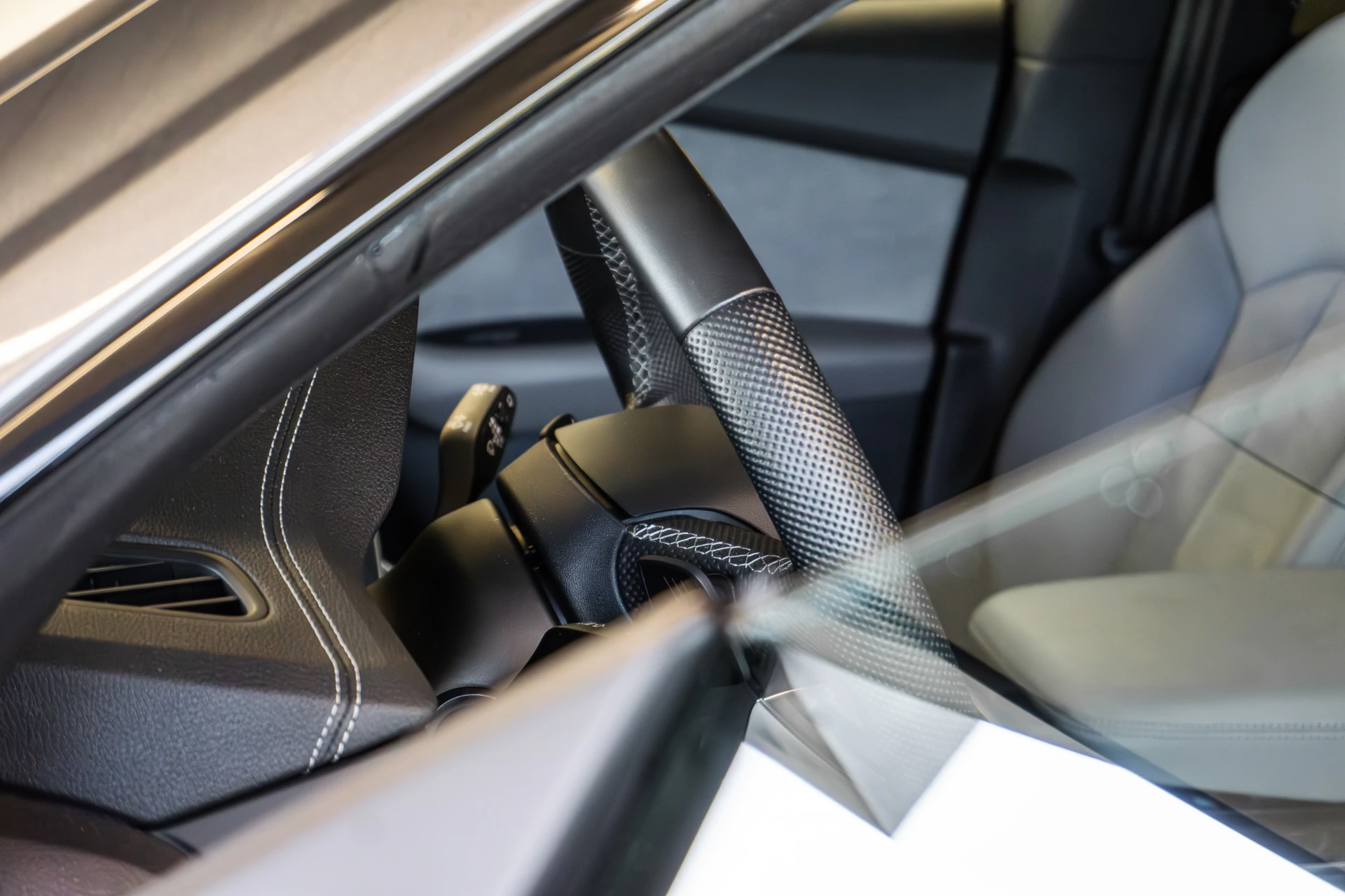 Detailing tapicerki Dudziński Detailing